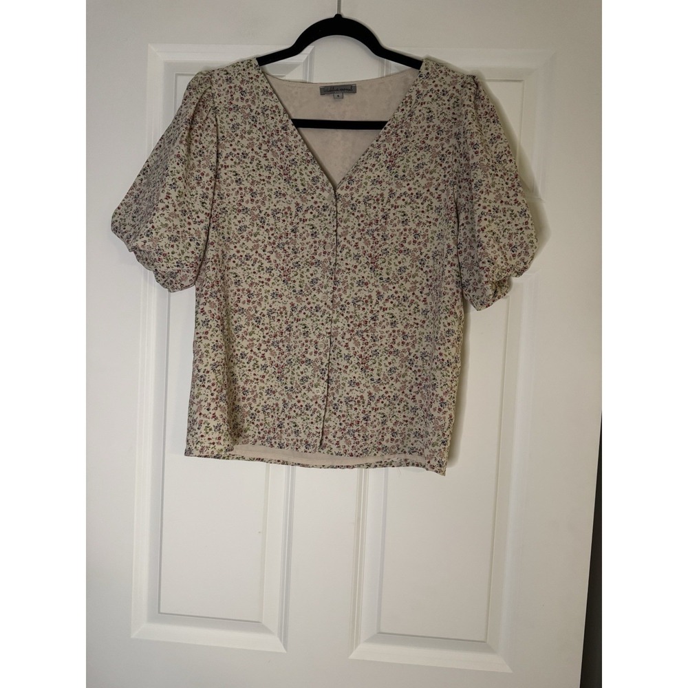 Wishlist Apparel Button Up Top Cream W Multicolor Floral Small